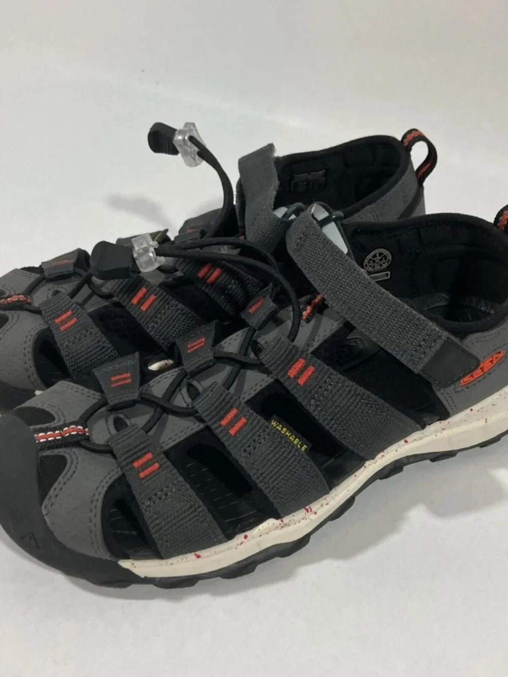 Keen Newport H2 Gray Red Size 4 Waterproof Closed Toe Sandals